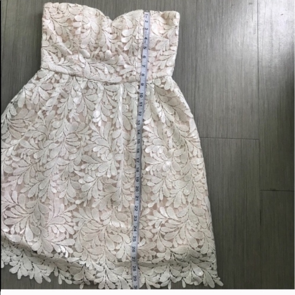 MODCLOTH MINUET LACE STRAPLESS DRESS - Picture 2 of 8